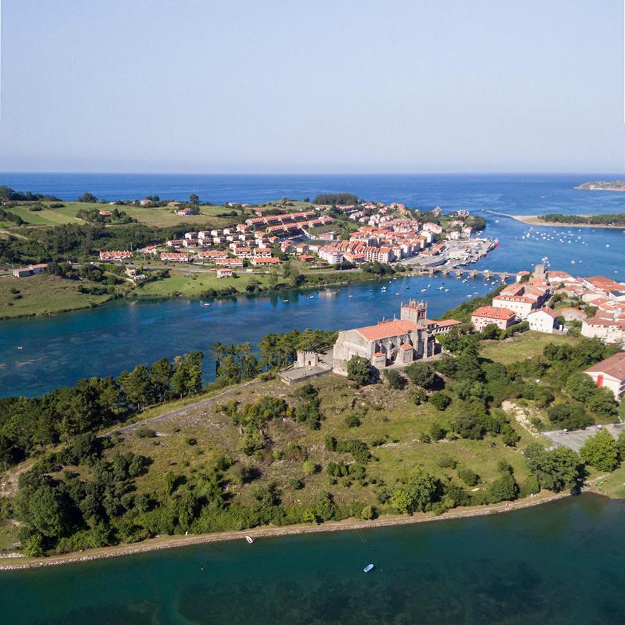 Apartamentos Rurales Las Garzas De Oyambre San Vicente De La Barquera Εξωτερικό φωτογραφία